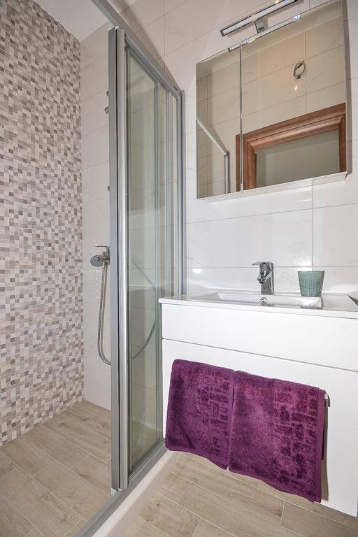Apartment & Room Ladisic Orasac Exterior photo